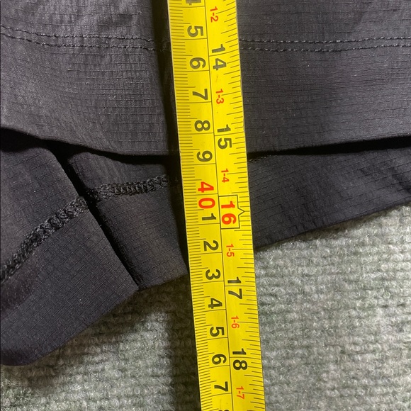 Athleta Black Active Shorts with Zipper Pocket - Picture 7 of 8